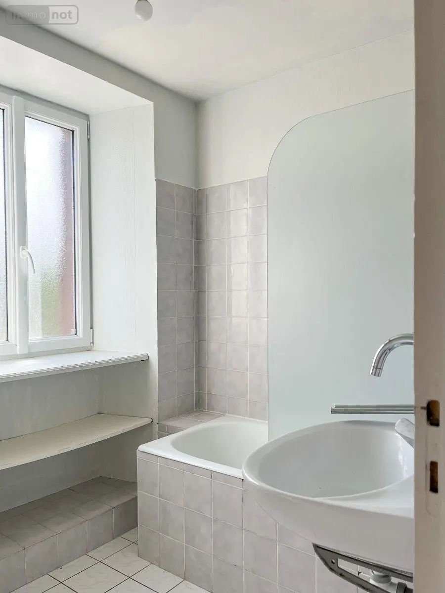 Maison a vendre La Mézière 35520 Ille-et-Vilaine 35 142 m2 7 pièces 276100 euros 020/651 005
