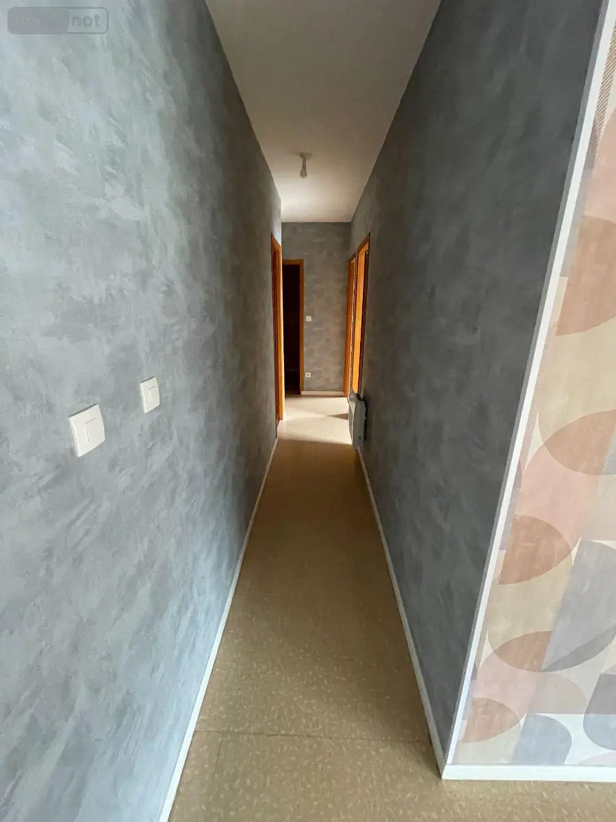 Location appartement Saint-Pol-sur-Ternoise 62130 Pas-de-Calais 62 69 m2 3 pièces 610 euros 2481 003