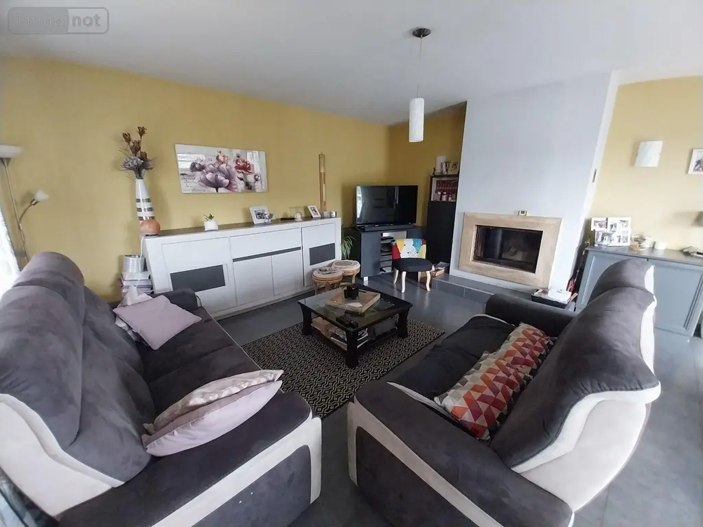 Maison a vendre La Chapelle-Erbrée 35500 Ille-et-Vilaine 35 144 m2 6 pièces 239200 euros 35131-291 006