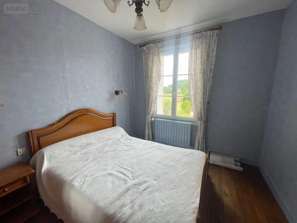 Maison a vendre Nogent-le-Rotrou 28400 Eure-et-Loir 28 102 m2 7 pièces 169600 euros 11247/283 008