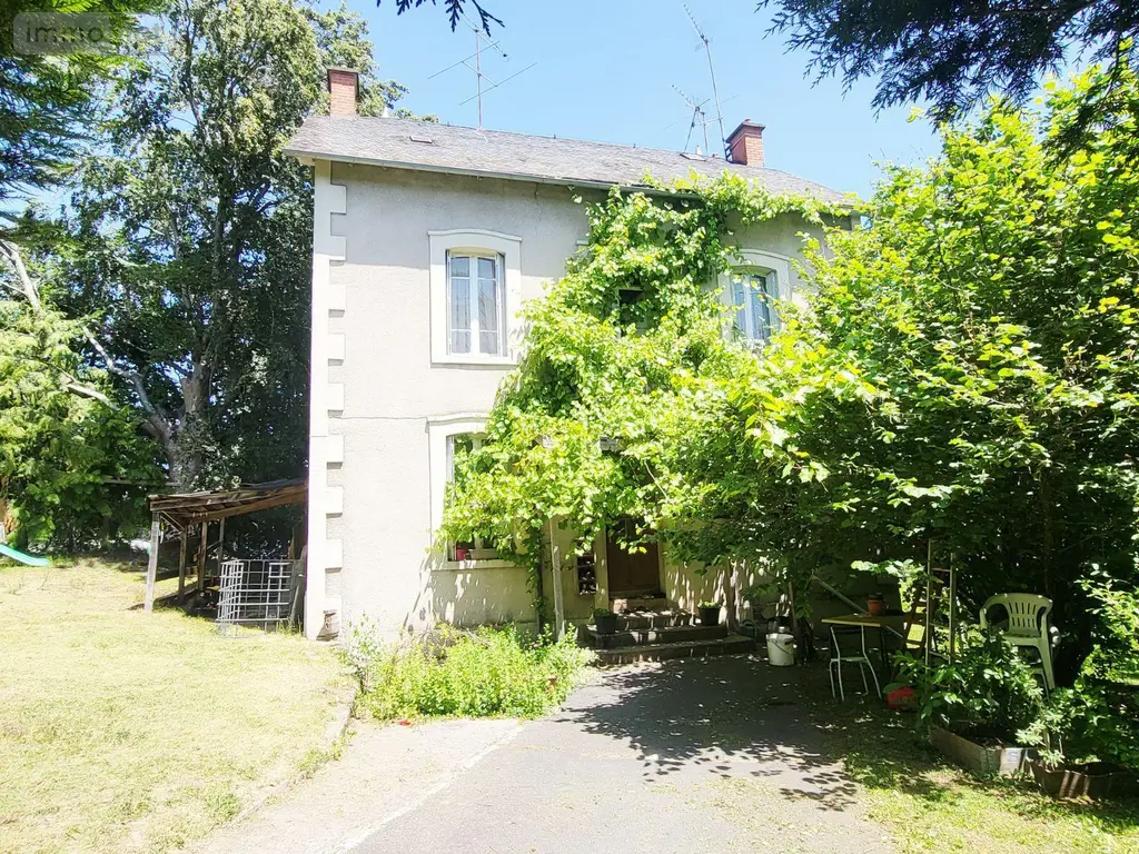 Maison a vendre Ussel 19200 Corrèze 19 163 m2 9 pièces 149000 euros UM 1317 002