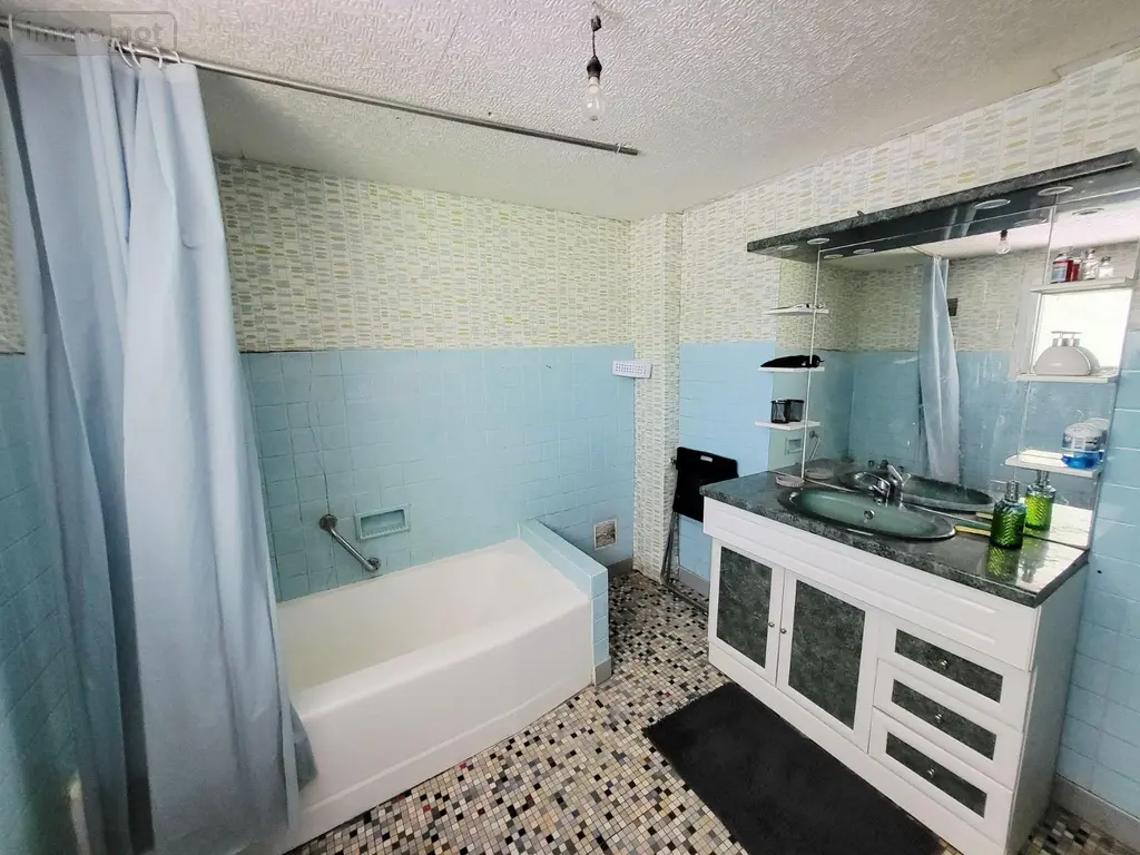 Maison a vendre Ussel 19200 Corrèze 19 163 m2 9 pièces 149000 euros UM 1317 006