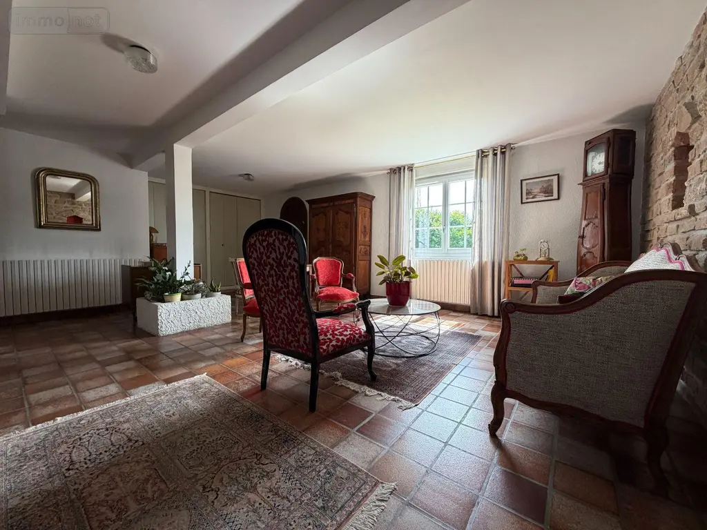 Maison a vendre Saint-Martin-Belle-Roche 71118 Saône-et-Loire 71 137 m2 6 pièces 275000 euros MA 695 005