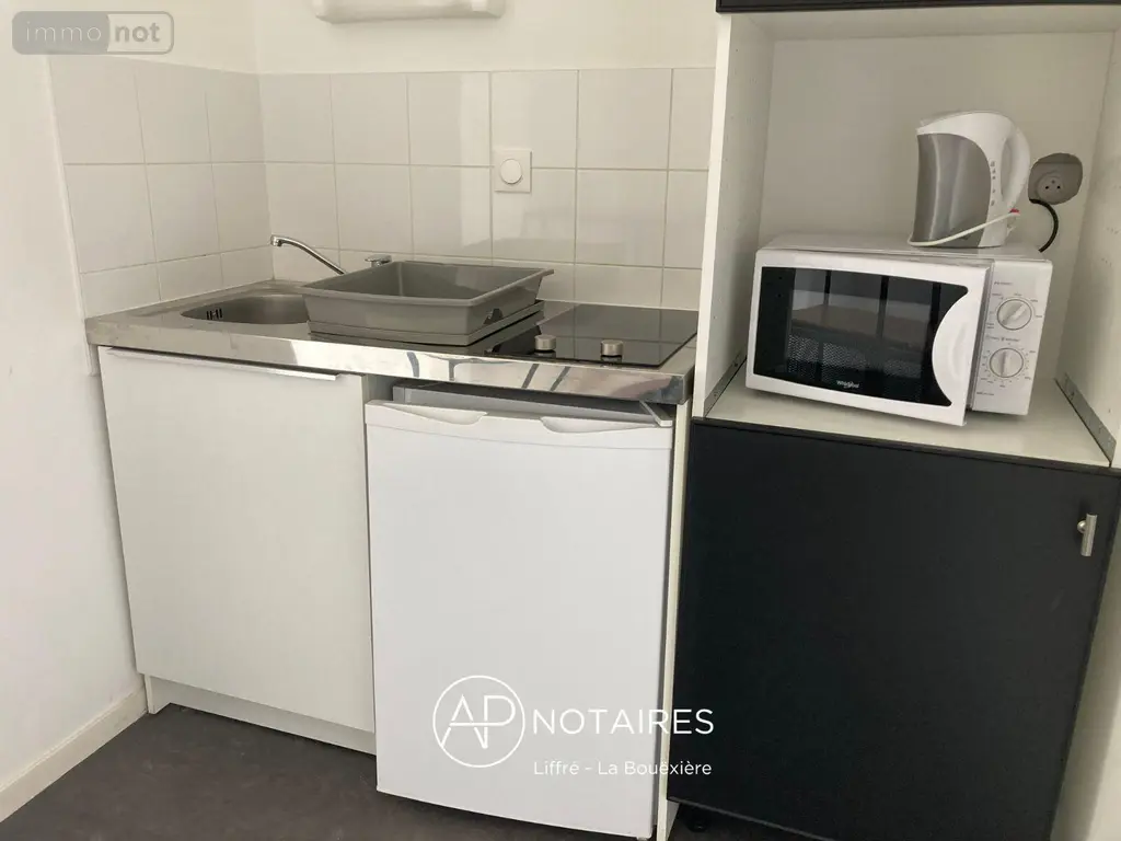 Location appartement Rennes 35000 Ille-et-Vilaine 35 24 m2 1 pièce 660 euros 35026/1 004