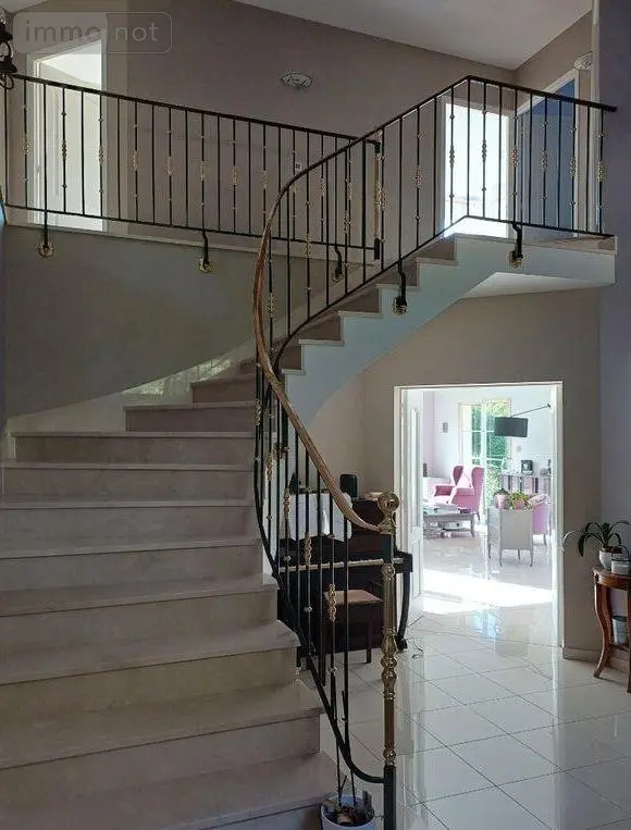 Maison a vendre Laval 53000 Mayenne 53 216 m2 9 pièces 780000 euros 53047/166 006