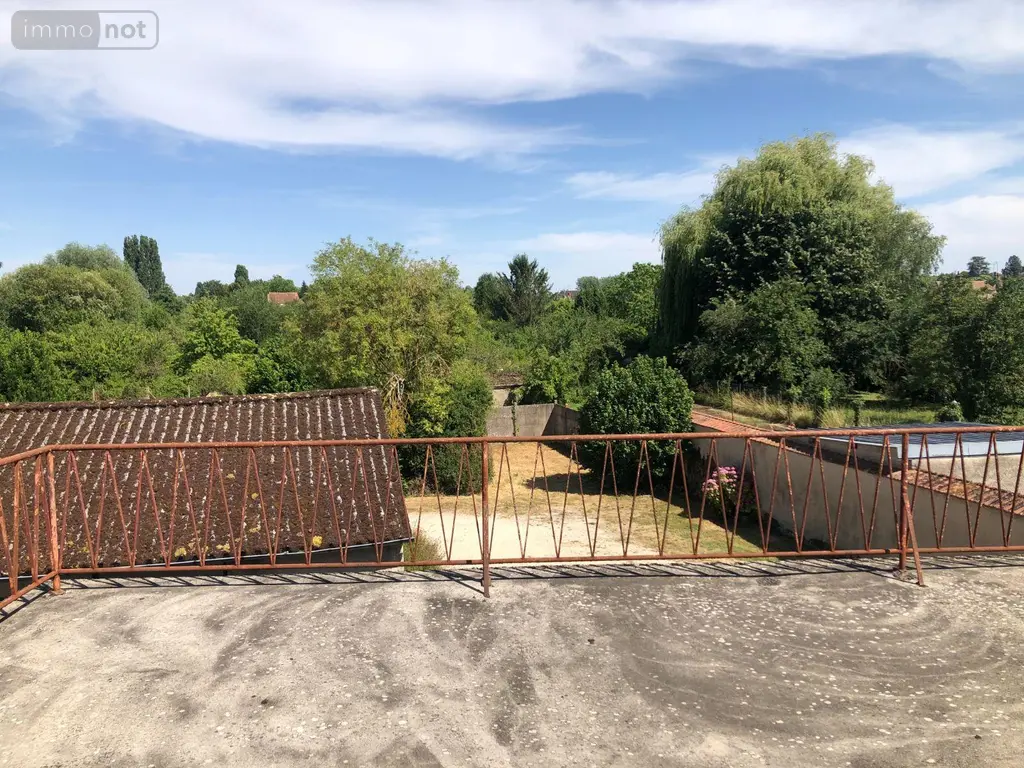 Maison a vendre Issoudun 36100 Indre 36 160 m2 9 pièces 137020 euros 11813/1528 011