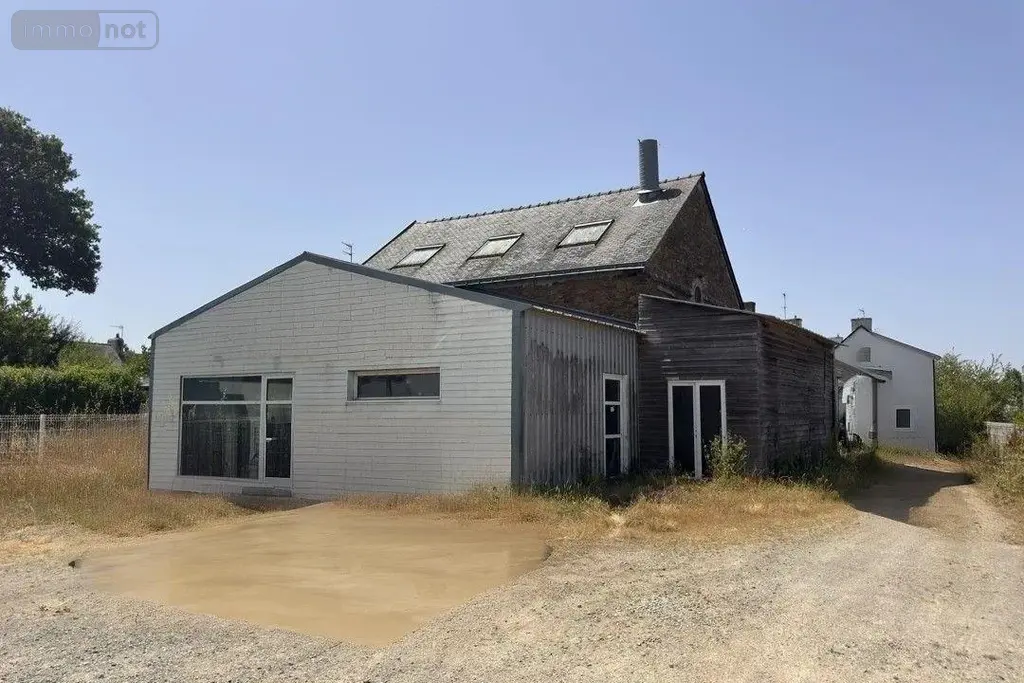Fonds et murs commerciaux a vendre Clohars-Carnoët 29360 Finistère 29 250 m2 291200 euros MCC504 001
