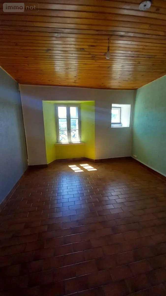 Maison a vendre Murat 15300 Cantal 15 73 m2 90400 euros FG/2559 004