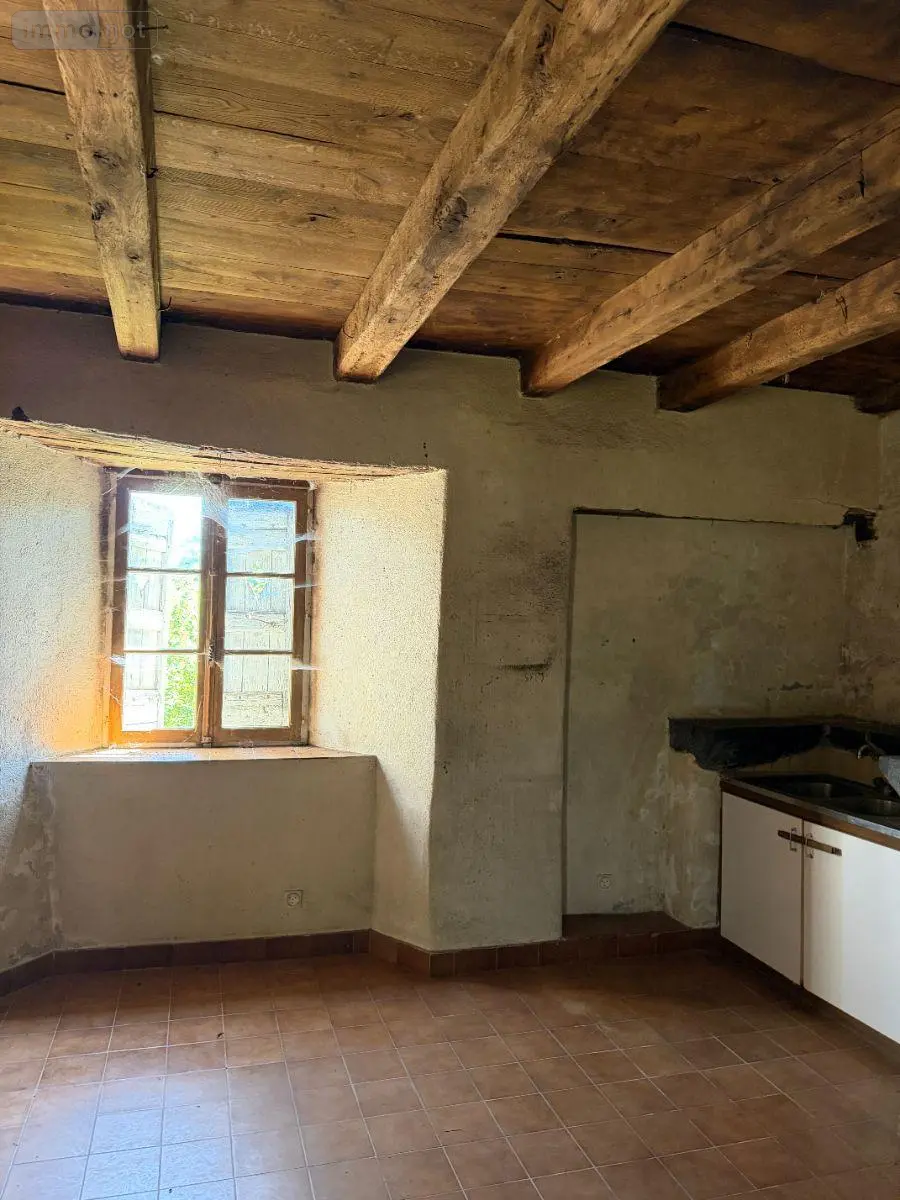 Maison a vendre Chalvignac 15200 Cantal 15 6 pièces 68900 euros 15060/1276 006