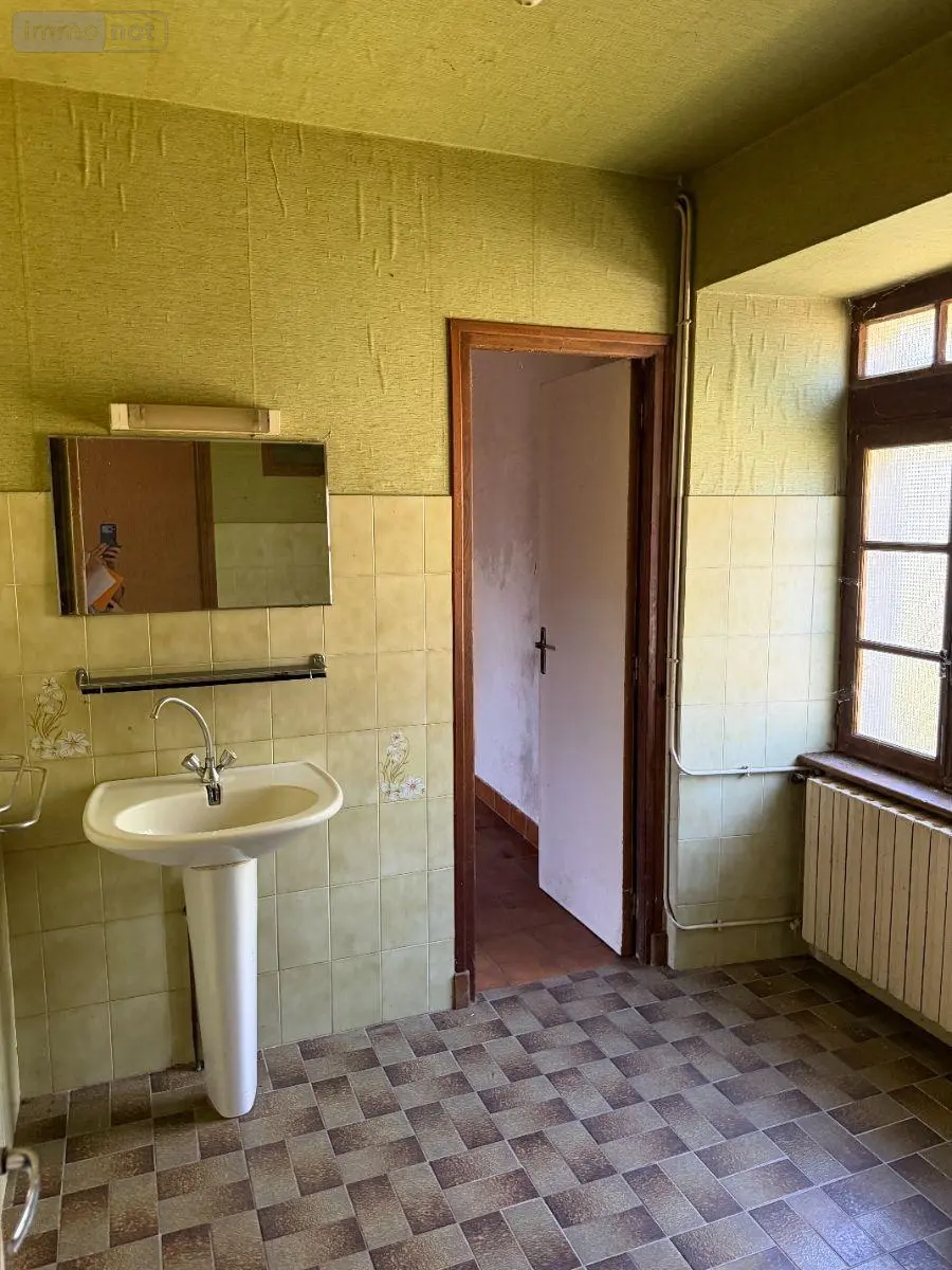 Maison a vendre Chalvignac 15200 Cantal 15 6 pièces 68900 euros 15060/1276 009