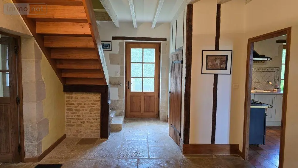 Propriete a vendre La Mothe-Saint-Héray 79800 Deux-Sèvres 79 175 m2 5 pièces 394500 euros 13026 009