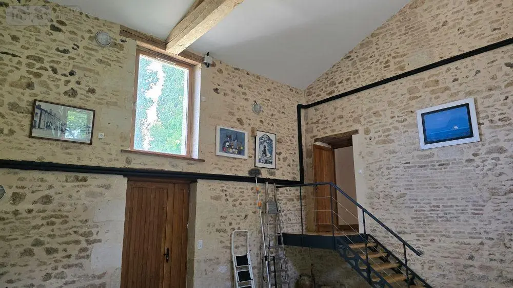 Propriete a vendre La Mothe-Saint-Héray 79800 Deux-Sèvres 79 175 m2 5 pièces 394500 euros 13026 010