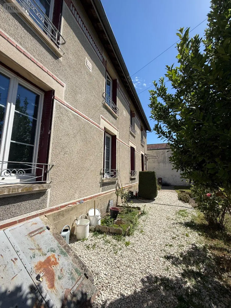 Maison a vendre Sainte-Savine 10300 Aube 10 117 m2 8 pièces 145000 euros 10010/472 021