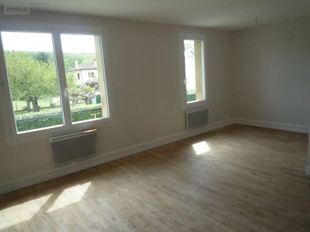 Immeuble de rapport a vendre Lalinde 24150 Dordogne 24 243 m2 12 pièces 299900 euros 18113/185 002