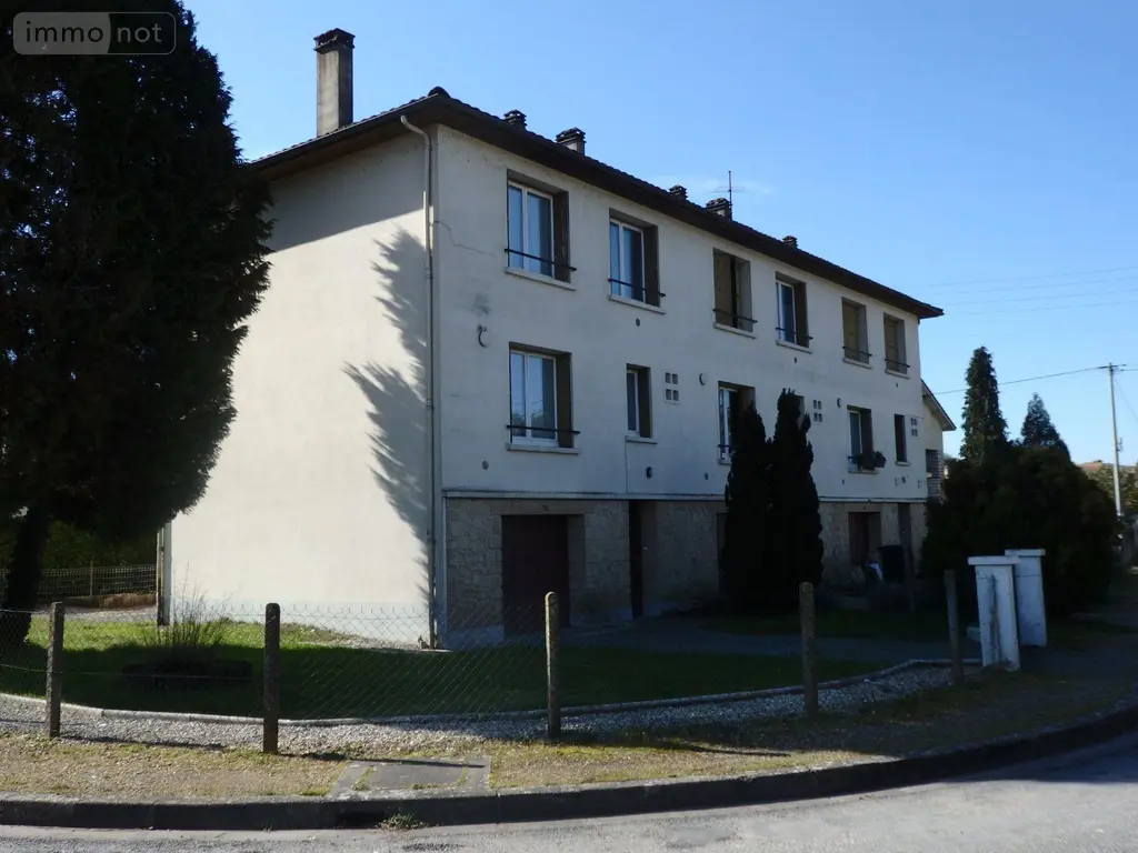 Immeuble de rapport a vendre Lalinde 24150 Dordogne 24 243 m2 12 pièces 299900 euros 18113/185 001
