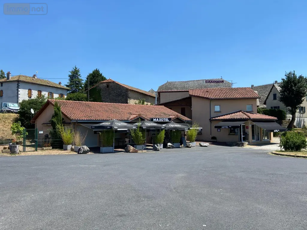Fonds et murs commerciaux a vendre Ytrac 15130 Cantal 15 373 m2 296800 euros 15061-69 001