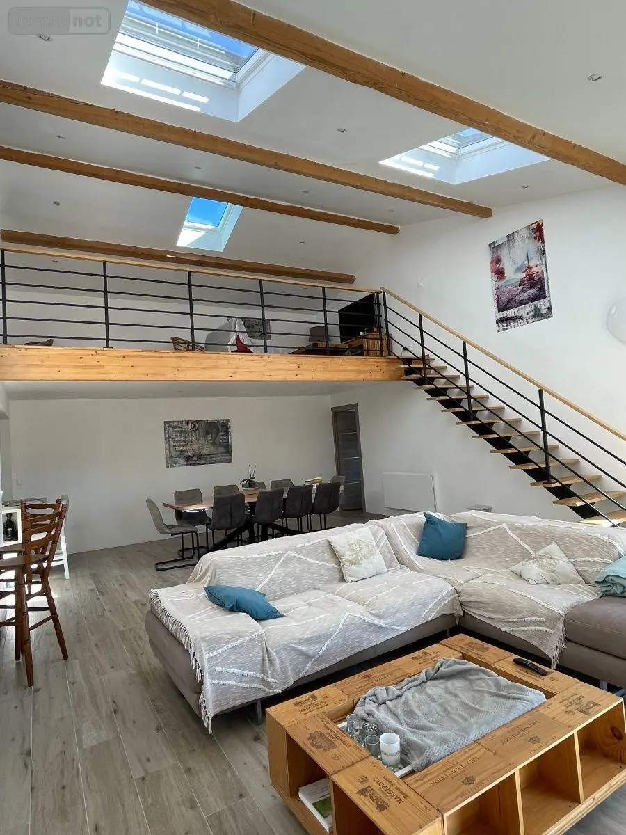 Maison a vendre Saint-Médard-de-Guizières 33230 Gironde 33 212 m2 349800 euros 33204/15 001