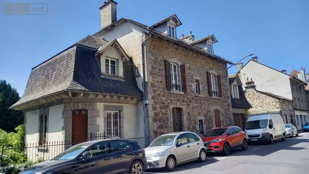 Maison a vendre Vic-sur-Cère 15800 Cantal 15 250 m2 12 pièces 168700 euros MG/2562 015