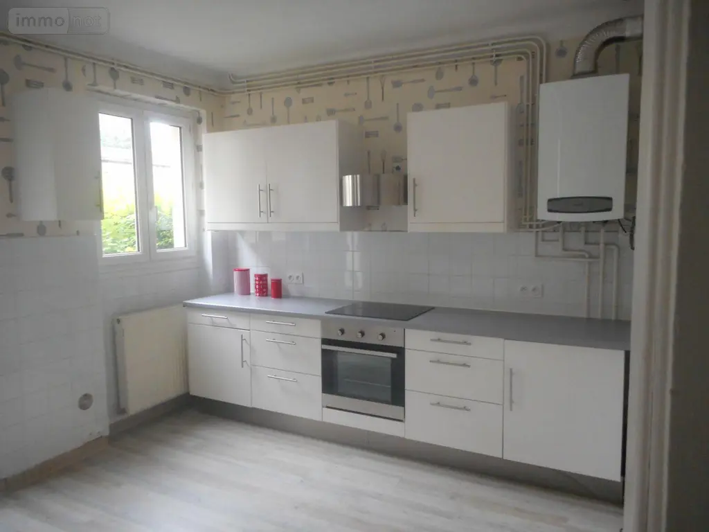 Location appartement Condé-en-Normandie 14110 Calvados 14 94 m2 5 pièces 531 euros 3702 001