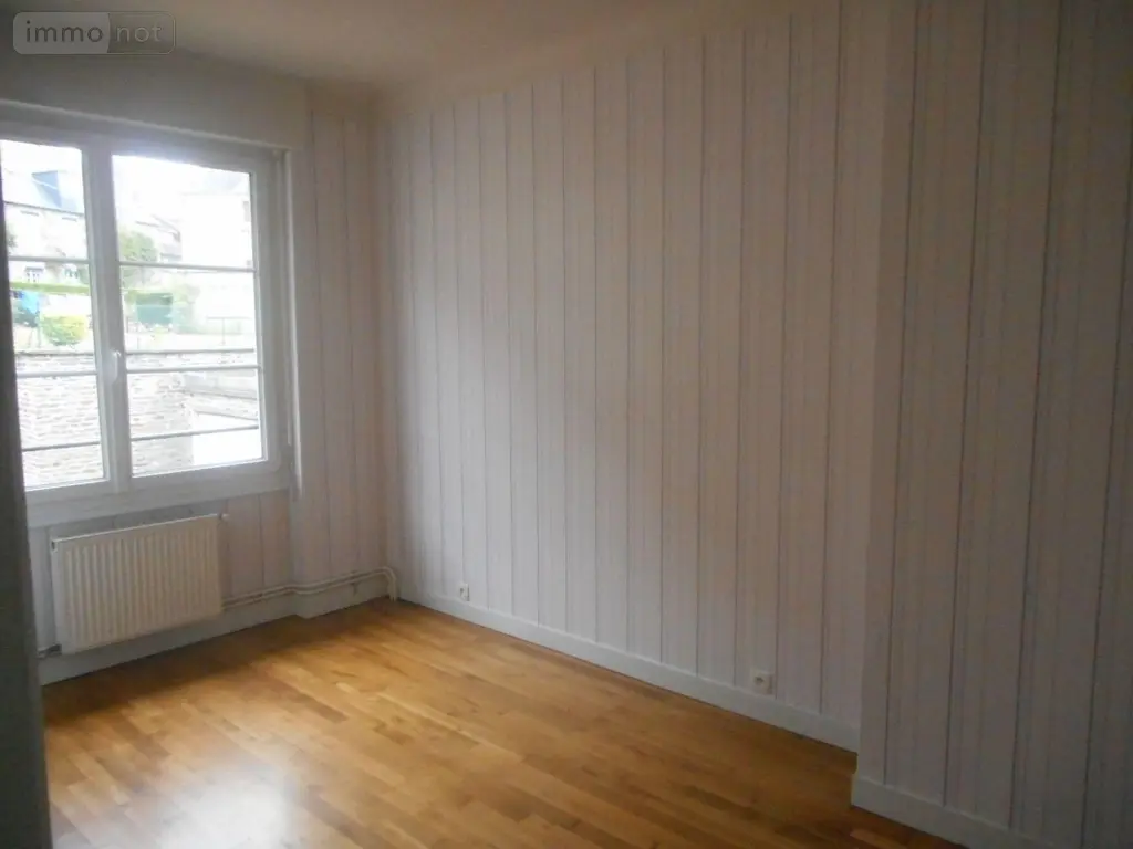 Location appartement Condé-en-Normandie 14110 Calvados 14 94 m2 5 pièces 531 euros 3702 007