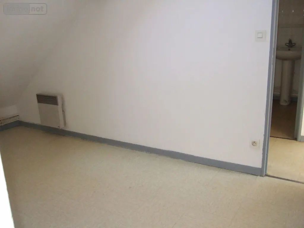 Location appartement Hesdin-la-Forêt 62140 Pas-de-Calais 62 77 m2 3 pièces 522 euros 083/2156 005