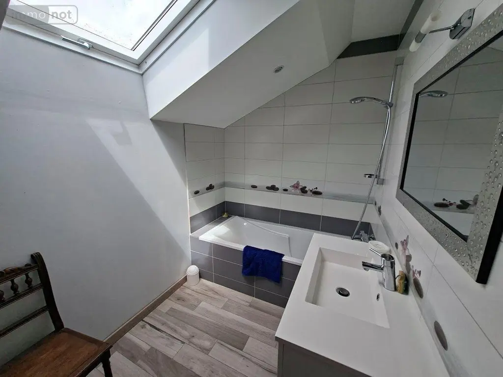 Maison a vendre Locunolé 29310 Finistère 29 155 m2 280530 euros 29114-192 012