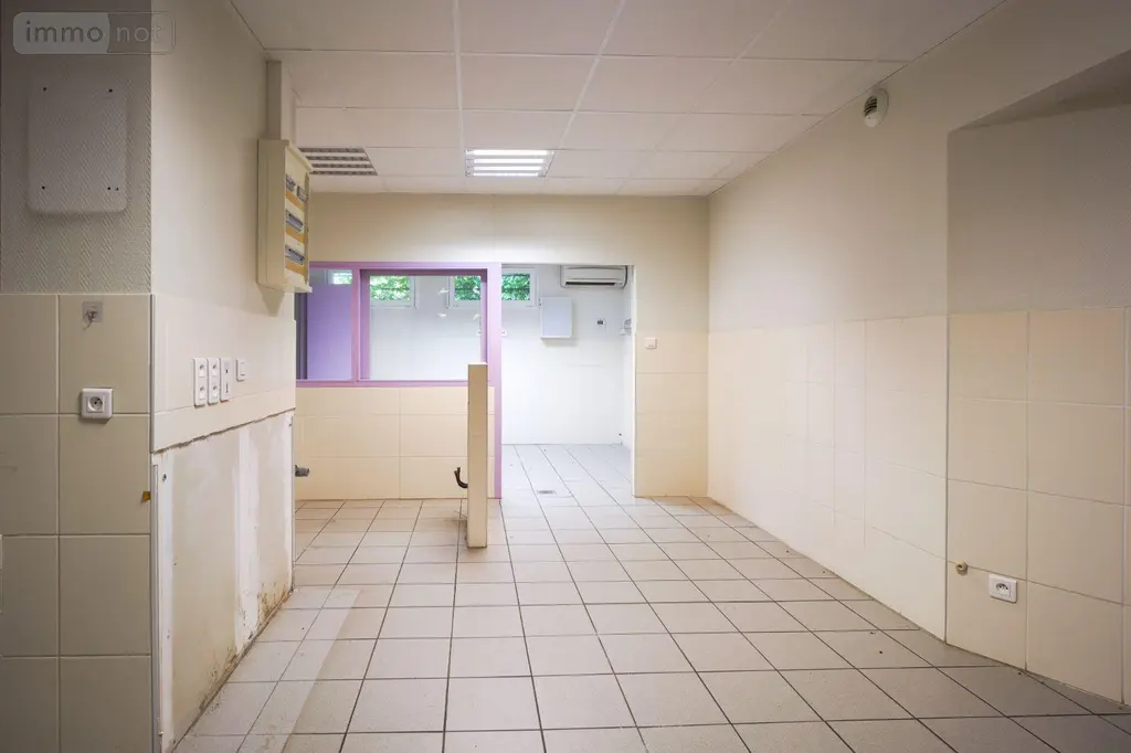 Divers a vendre Mâcon 71000 Saône-et-Loire 71 280 m2 367500 euros 13779/1005 006