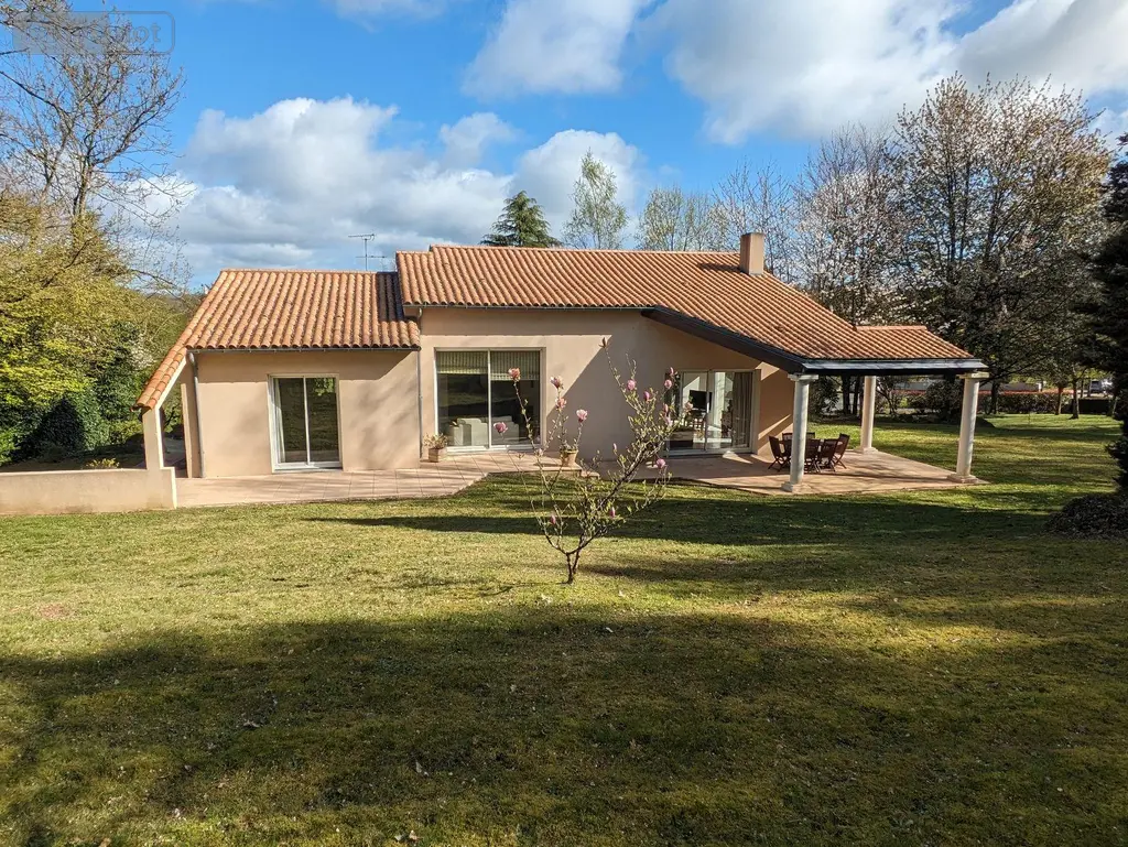 Maison a vendre Les Herbiers 85500 Vendée 85 254 m2 9 pièces 545000 euros 85013-1090086 013