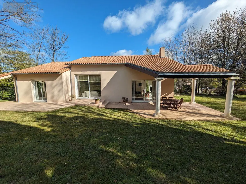 Maison a vendre Les Herbiers 85500 Vendée 85 254 m2 9 pièces 545000 euros 85013-1090086 024