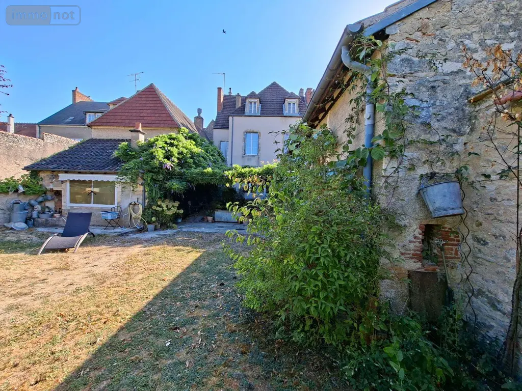 Maison a vendre Saint-Amand-Montrond 18200 Cher 18 220 m2 11 pièces 332750 euros 260114 026