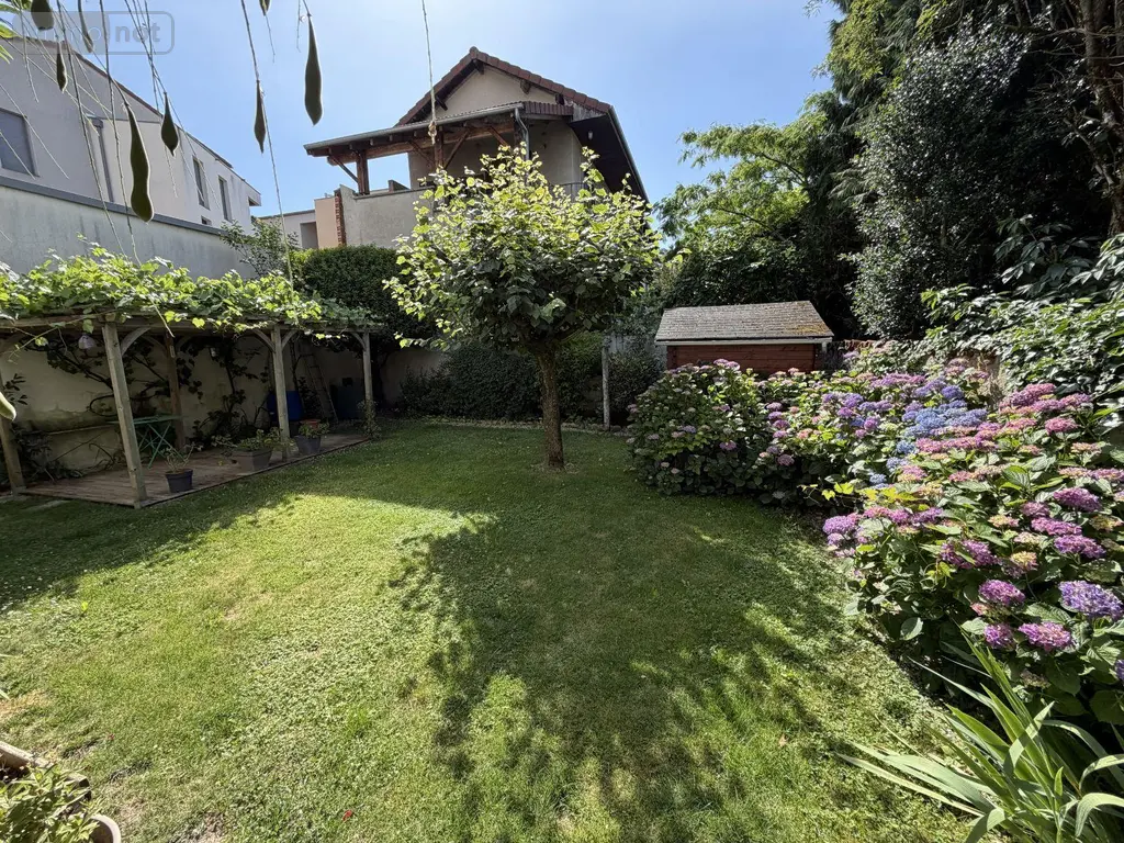 Maison a vendre Aurillac 15000 Cantal 15 110 m2 5 pièces 265000 euros 15061-81 005