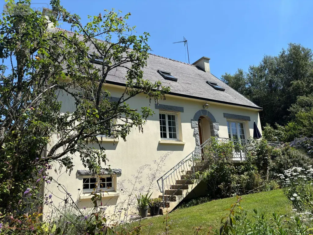 Maison a vendre Edern 29510 Finistère 29 120 m2 8 pièces 230600 euros MAIS/1093 004