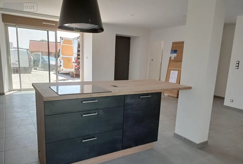 Location maison Amanlis 35150 Ille-et-Vilaine 35 120 m2 1050 euros 11793/22 004