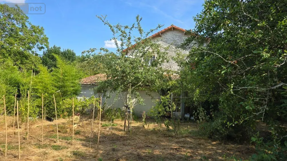 Maison a vendre Lezay 79120 Deux-Sèvres 79 162 m2 7 pièces 126700 euros 13547 020