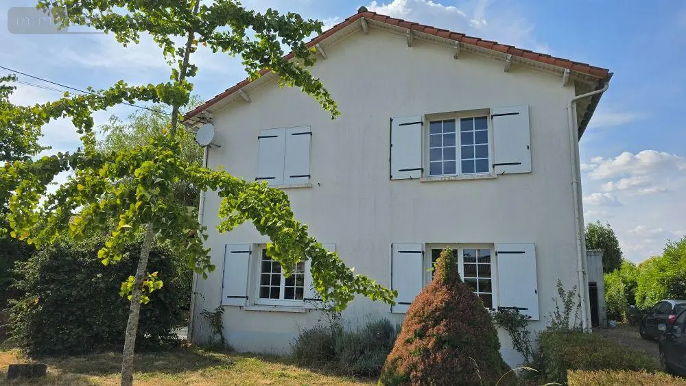 Maison a vendre Lezay 79120 Deux-Sèvres 79 162 m2 7 pièces 126700 euros 13547 002
