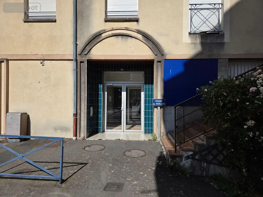 Appartement a vendre Mayenne 53100 Mayenne 53 49 m2 2 pièces 115500 euros 53075/FC29A 006