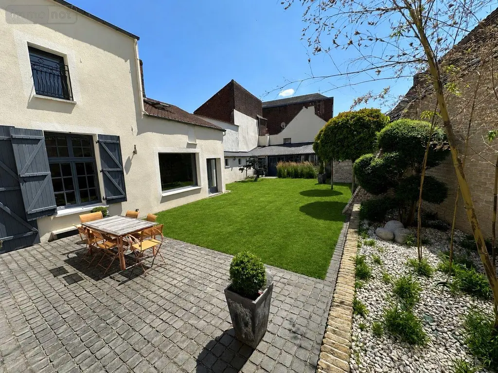 Maison a vendre Saint-Omer 62500 Pas-de-Calais 62 348 m2 10 pièces 568750 euros E62ST5 002