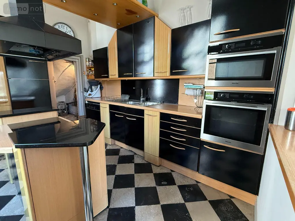 Maison a vendre Saint-Omer 62500 Pas-de-Calais 62 348 m2 10 pièces 568750 euros E62ST5 006