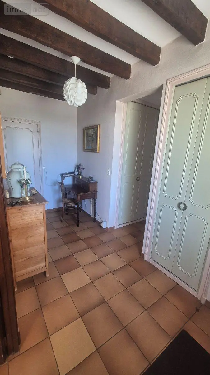 Maison a vendre Neuvy-Saint-Sépulchre 36230 Indre 36 210 m2 8 pièces 249600 euros CG/451 035