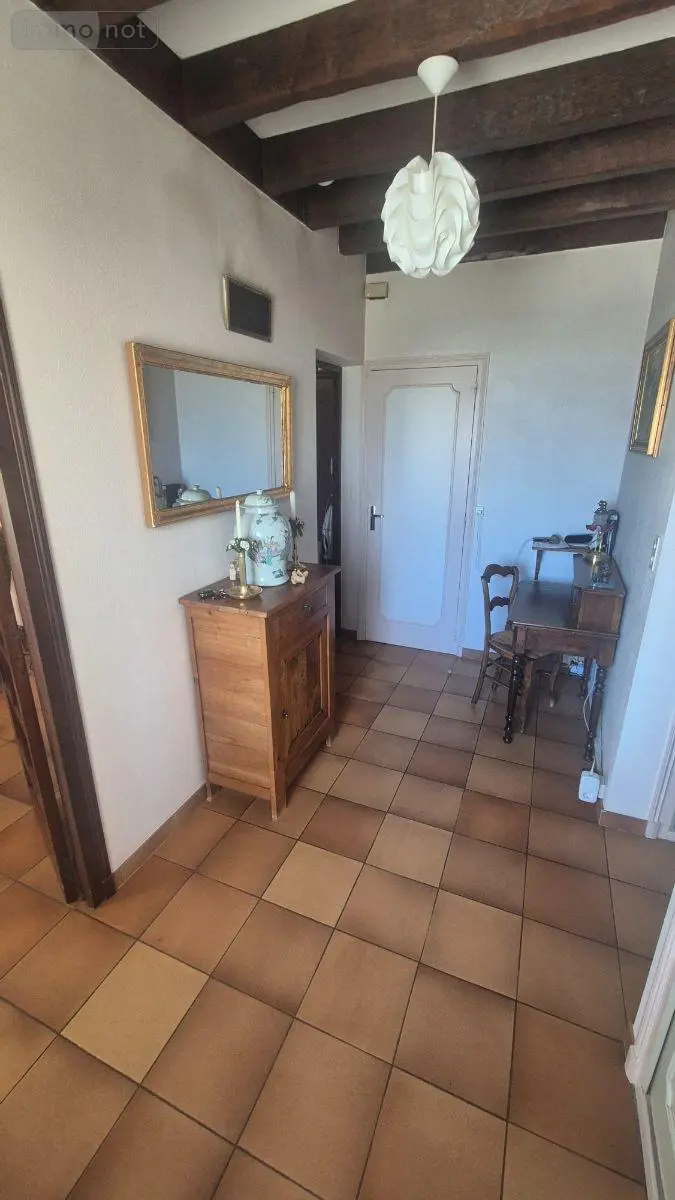 Maison a vendre Neuvy-Saint-Sépulchre 36230 Indre 36 210 m2 8 pièces 249600 euros CG/451 034