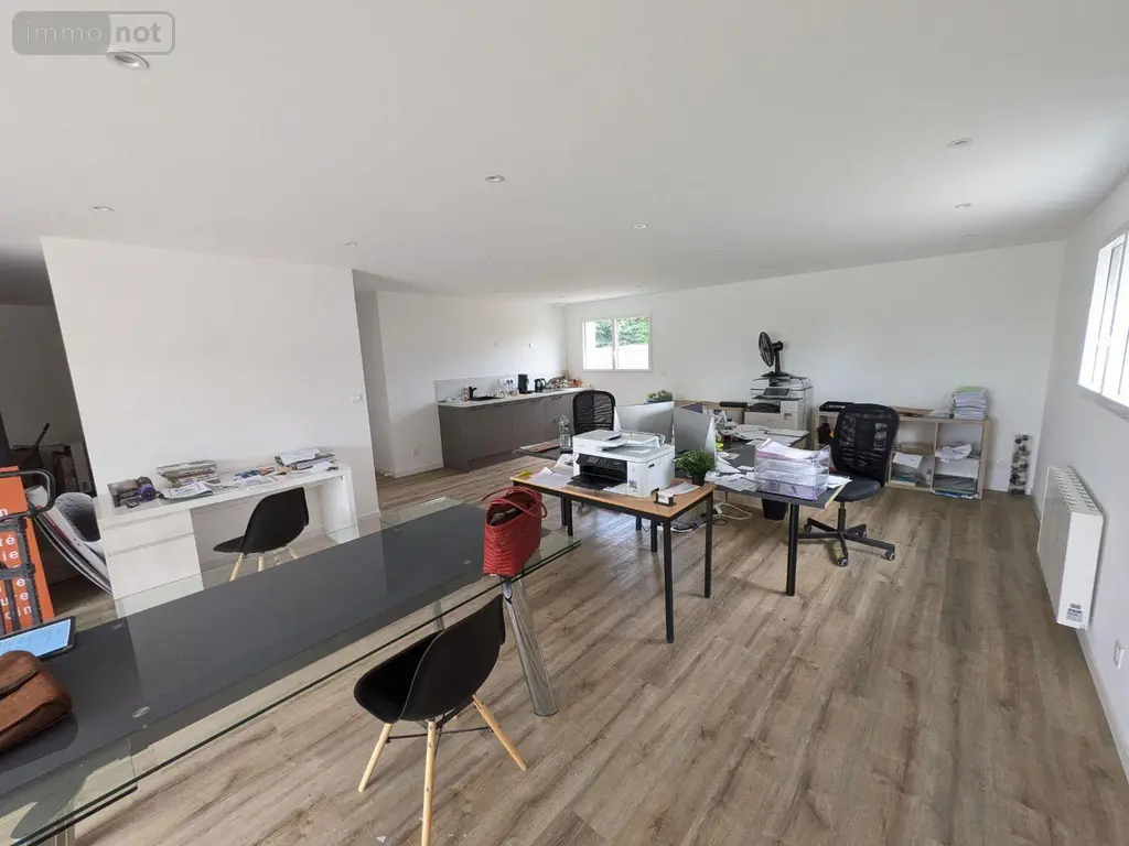 Location fonds et murs commerciaux Bréal-sous-Montfort 35310 Ille-et-Vilaine 35 80 m2 800 euros 35129-6970 001