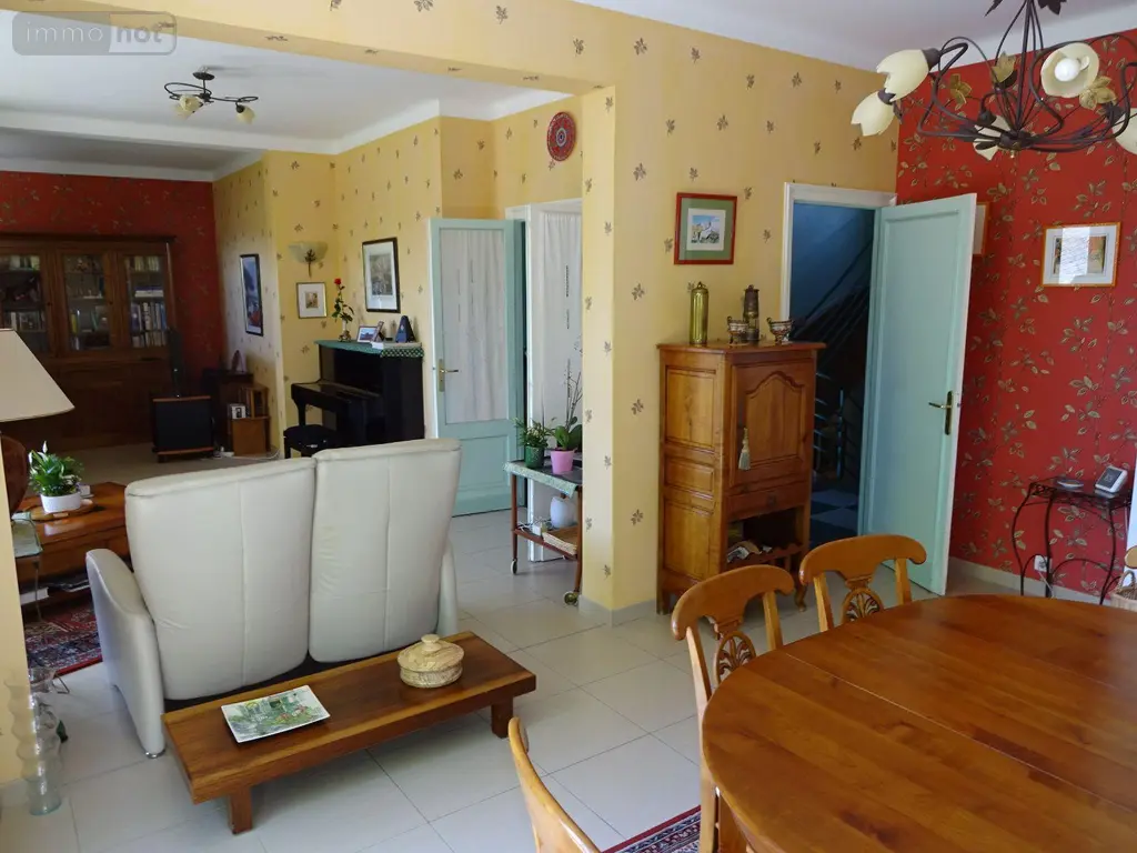 Maison a vendre Fougères 35300 Ille-et-Vilaine 35 267 m2 8 pièces 471600 euros 036/821 006