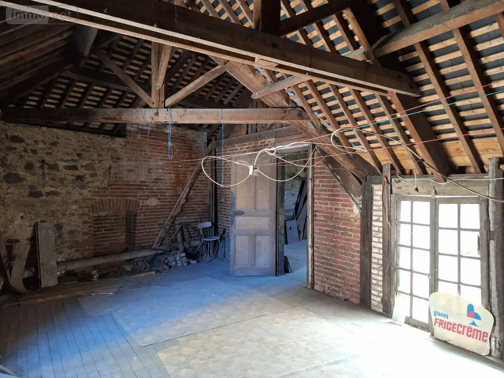 Immeuble de rapport a vendre Chailland 53420 Mayenne 53 350 m2 136500 euros 53077-39 012