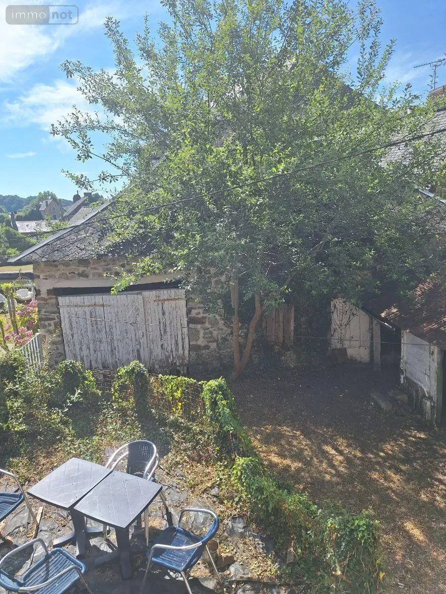 Immeuble de rapport a vendre Chailland 53420 Mayenne 53 350 m2 136500 euros 53077-39 015