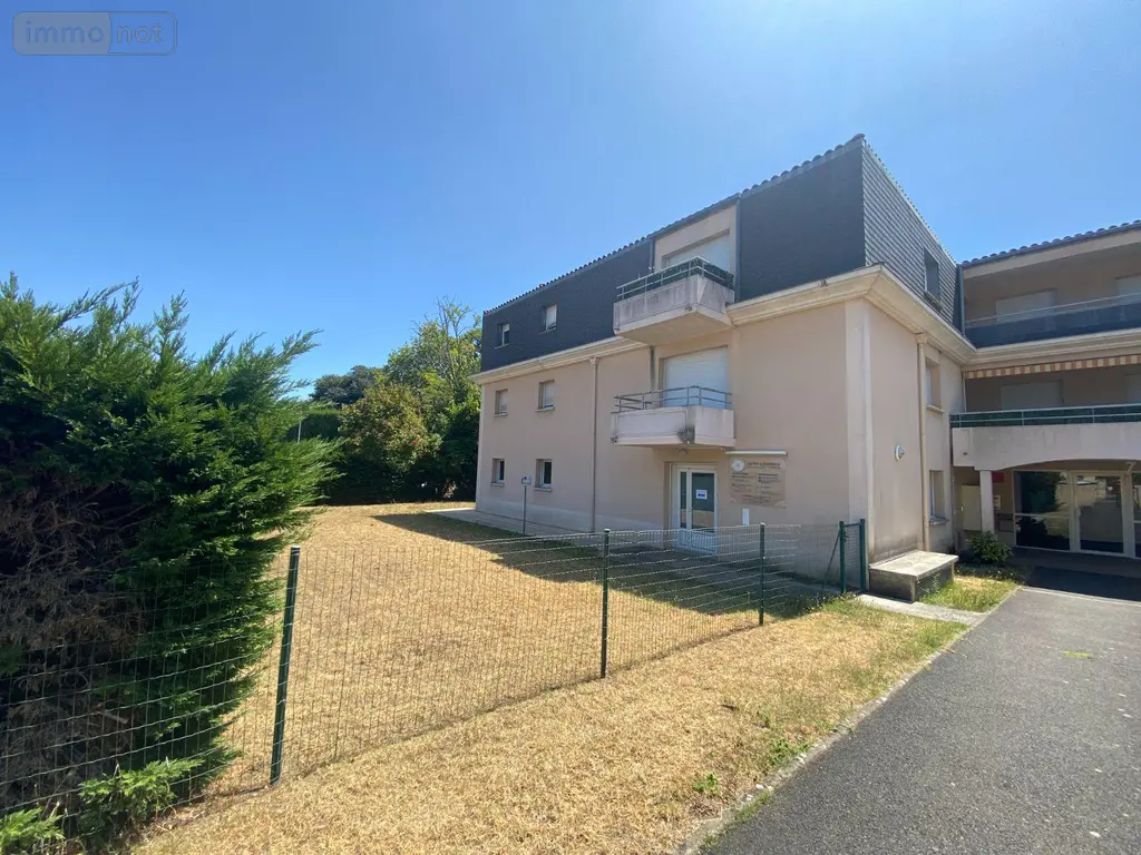 Fonds et murs commerciaux a vendre Mérignac 33700 Gironde 33 106 m2 5 pièces 281400 euros 11638/340 017