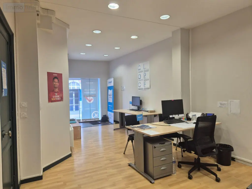 Location fonds et murs commerciaux Bailleul 59270 Nord 59 65 m2 1060 euros FLOCB288 003
