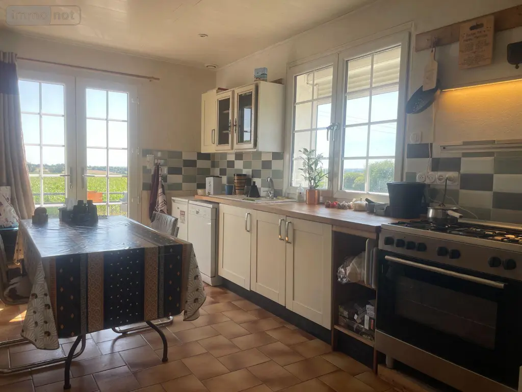 Maison a vendre Saint-Aubin-du-Désert 53700 Mayenne 53 137 m2 5 pièces 161392 euros 12703/3764 005