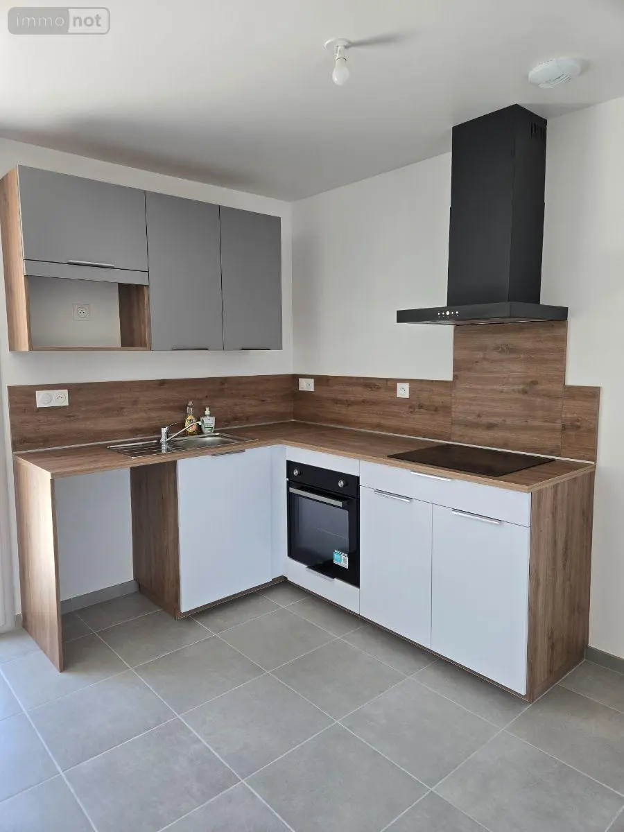 Location maison Rieux 56350 Morbihan 56 90 m2 5 pièces 890 euros L1398 003