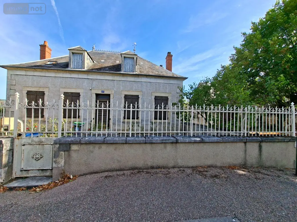 Maison a vendre Saint-Amand-Montrond 18200 Cher 18 120 m2 116550 euros 260123 012