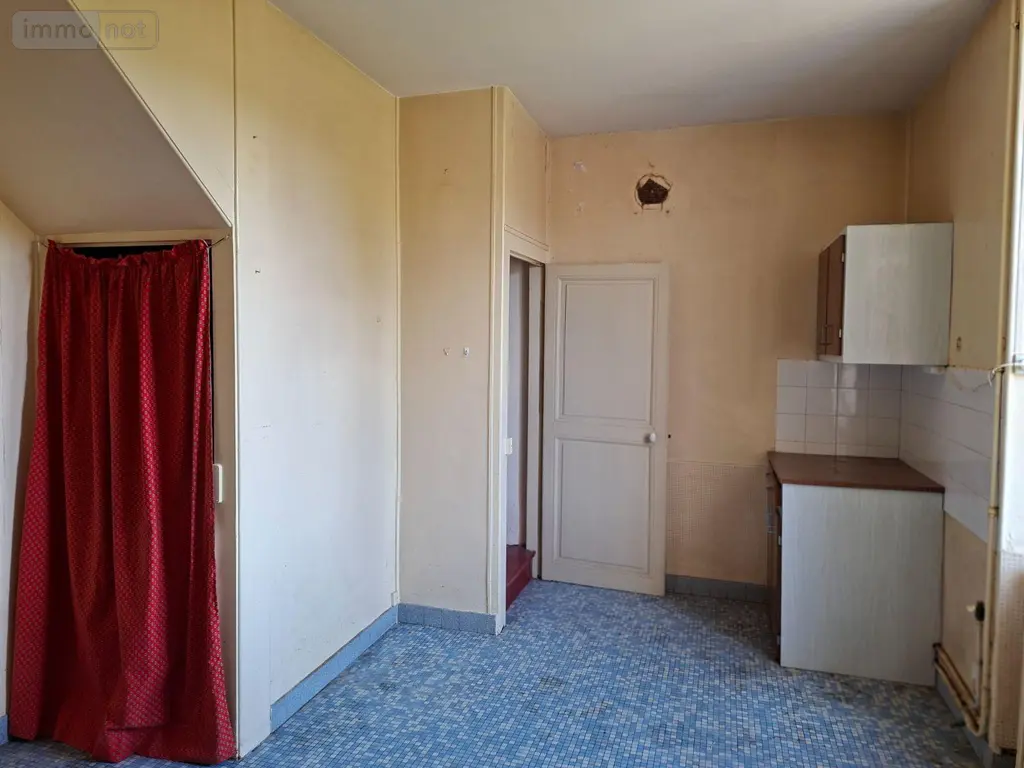 Maison a vendre Saint-Amand-Montrond 18200 Cher 18 120 m2 116550 euros 260123 007